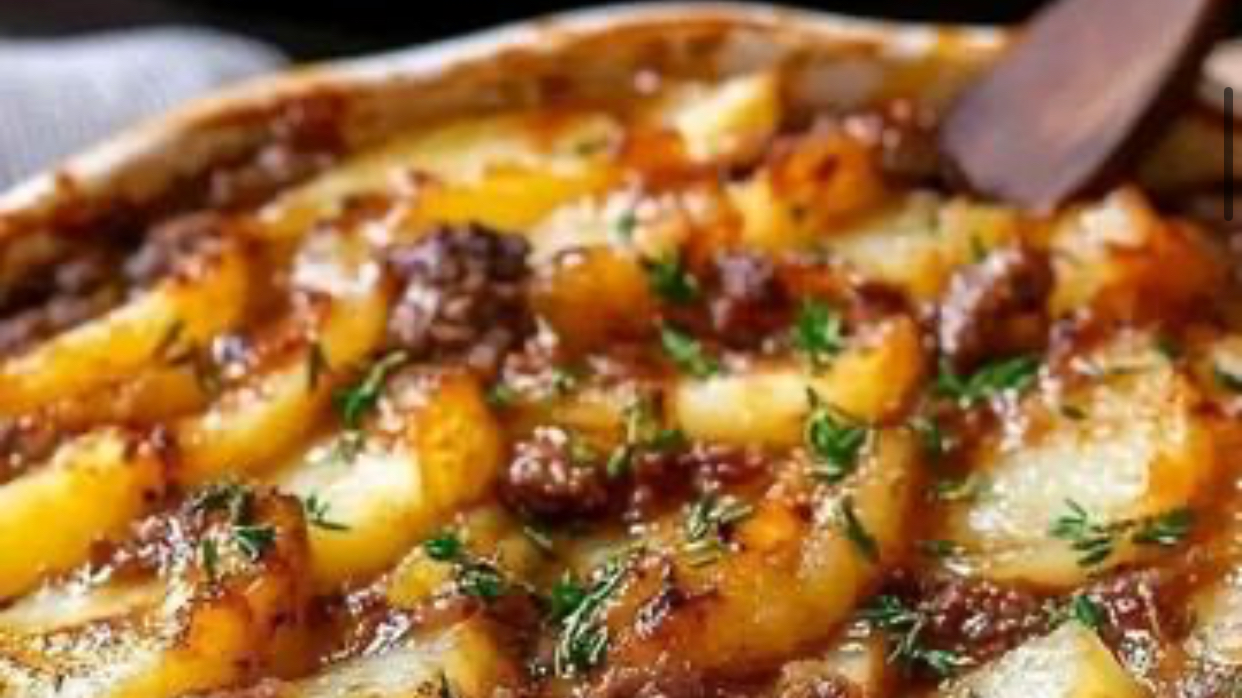 Cottage Pie with Sliced Potatoes