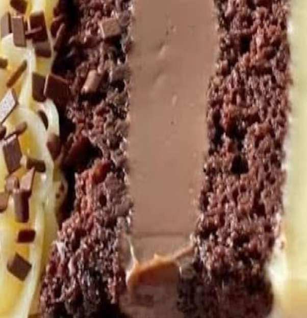 Layered Chocolate Cake with Creamy