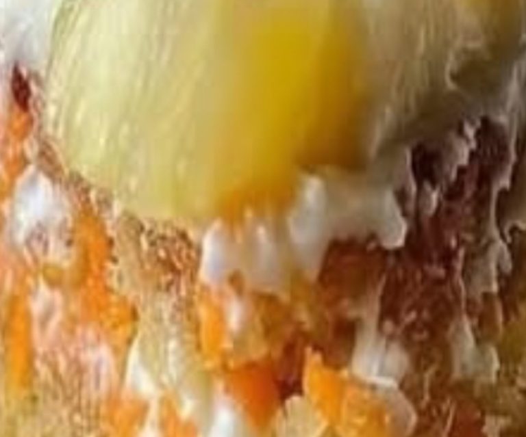 Hawaiian Pineapple Carrot Cream Cake: A Tropical Twist on a Classic Favorite